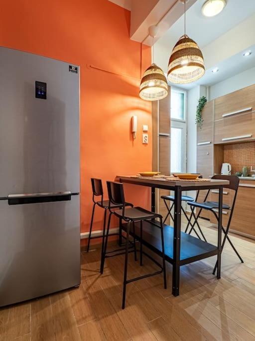 Apartman Mexicopo With Garage